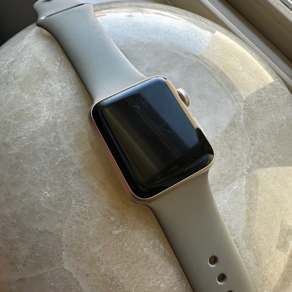 Series 2 Apple Watch - Picture 1 of 5